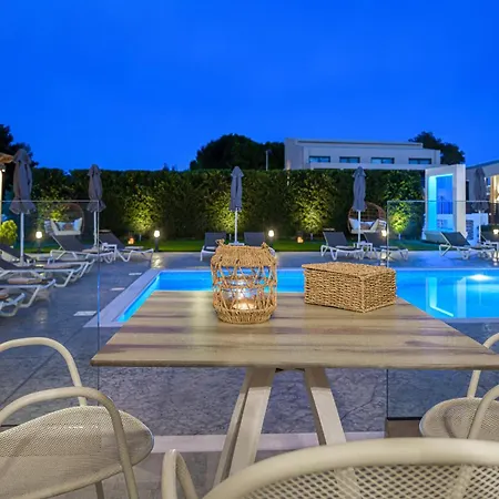 White Canvas Boutique Laganas