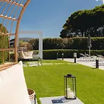 White Canvas Boutique 4* Laganas