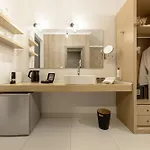 Couette-café White Canvas Boutique Laganas