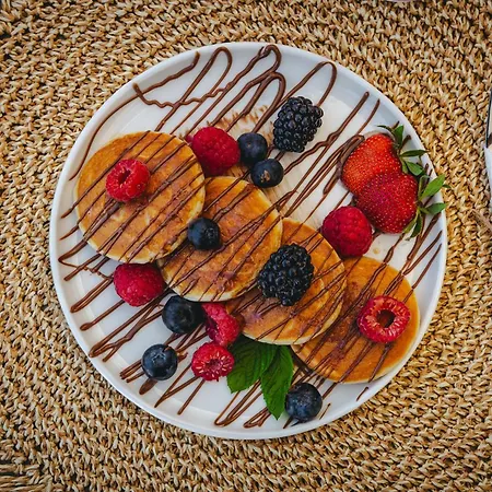 住宿加早餐酒店 White Canvas Boutique 4*