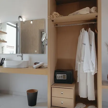 White Canvas Boutique