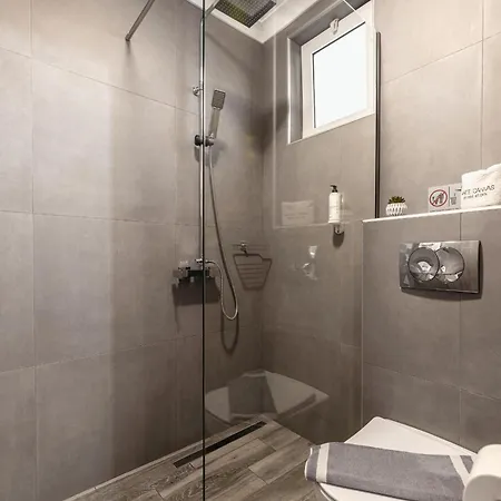 Bed and breakfast White Canvas Boutique Laganas