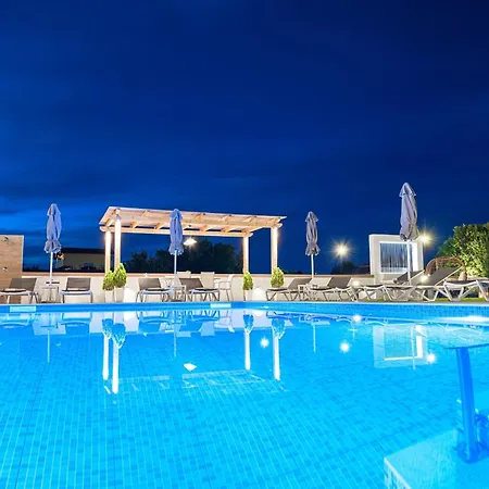 White Canvas Boutique 拉加纳斯