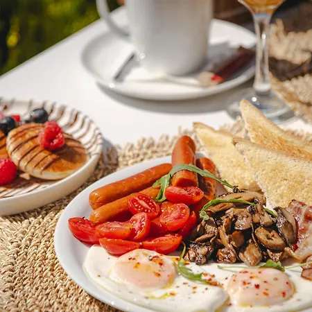 Bed and breakfast White Canvas Boutique