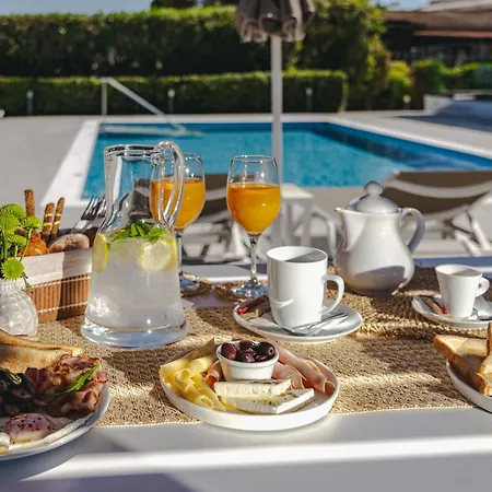 住宿加早餐酒店 White Canvas Boutique 4*