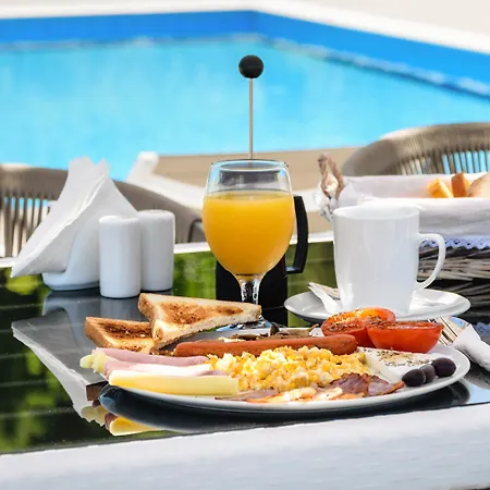 White Canvas Boutique Bed and breakfast 4*