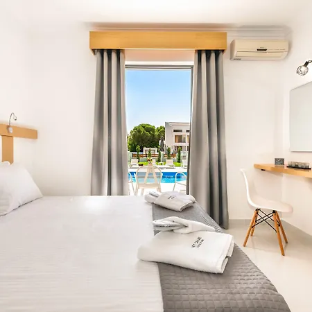 White Canvas Boutique Bed and breakfast