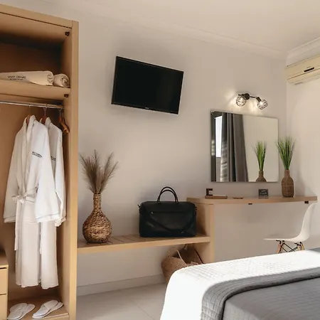 Bed and Breakfast White Canvas Boutique Λαγανάς