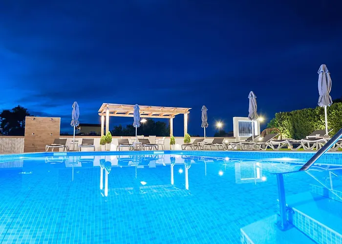 White Canvas Boutique Laganas