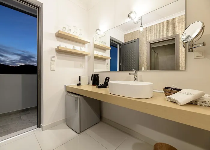 White Canvas Boutique Oda ve Kahvaltı 4*
