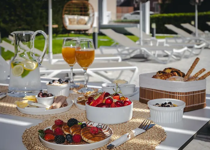 White Canvas Boutique